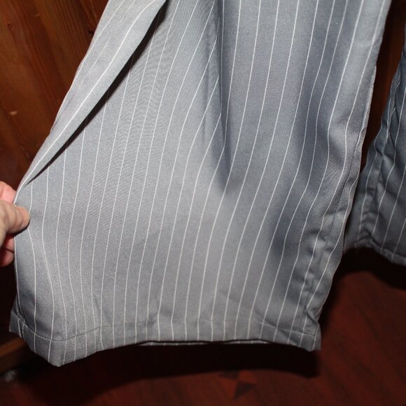 Forever 21 Plus WIde Leg Grey Pinstriped Pants Size 4X NWT - Picture 5 of 12
